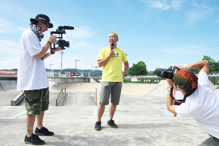 山形県寒河江スケートパークでOYA-Z BMX JAM 2015 代表の矢波さんと撮影担当の草野さん