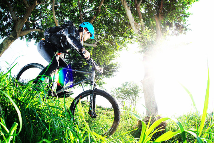 MTB マウンテンバイク YAMADORI 2nd 26 多摩川河原サイクリングロード ダートコースで急斜面降り