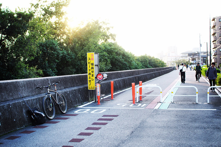 多摩川サイクリングロードを走って羽田空港を目指してみた