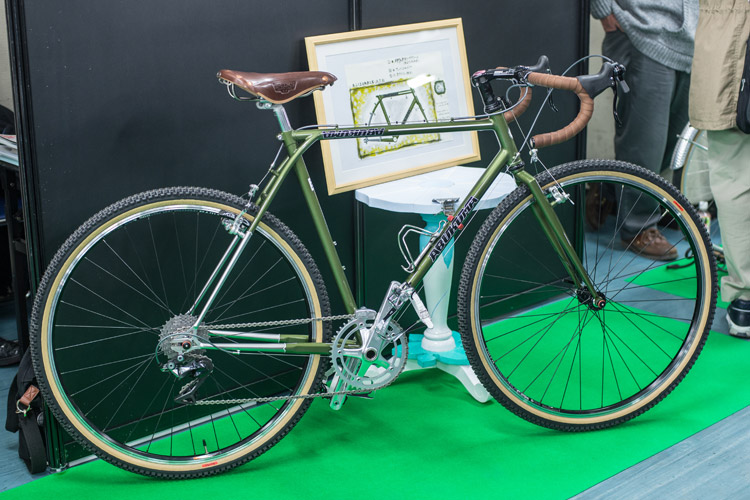 2017ハンドメイドバイシクル展に展示されているあぶくま自転車工房のアドベンチャーバイク