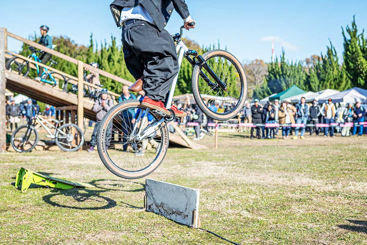 秋ヶ瀬の森バイクロア14 バイクロア BIKELORE MTB&TRIALショー SHAKA YAMATO君