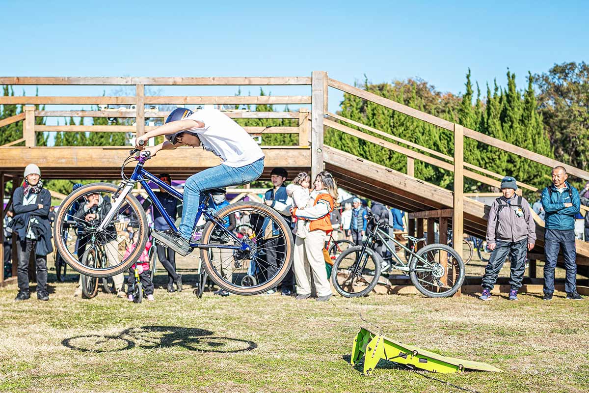 秋ヶ瀬の森バイクロア14 バイクロア BIKELORE MTB&TRIALショー ミナト君