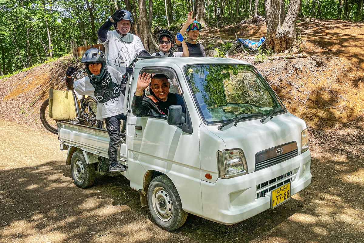 Mwanga Wild Club ムワンガ