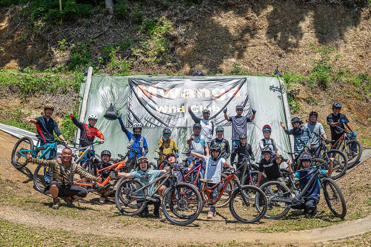 Mwanga Wild Club ムワンガ ジャンプレッスン 集合写真