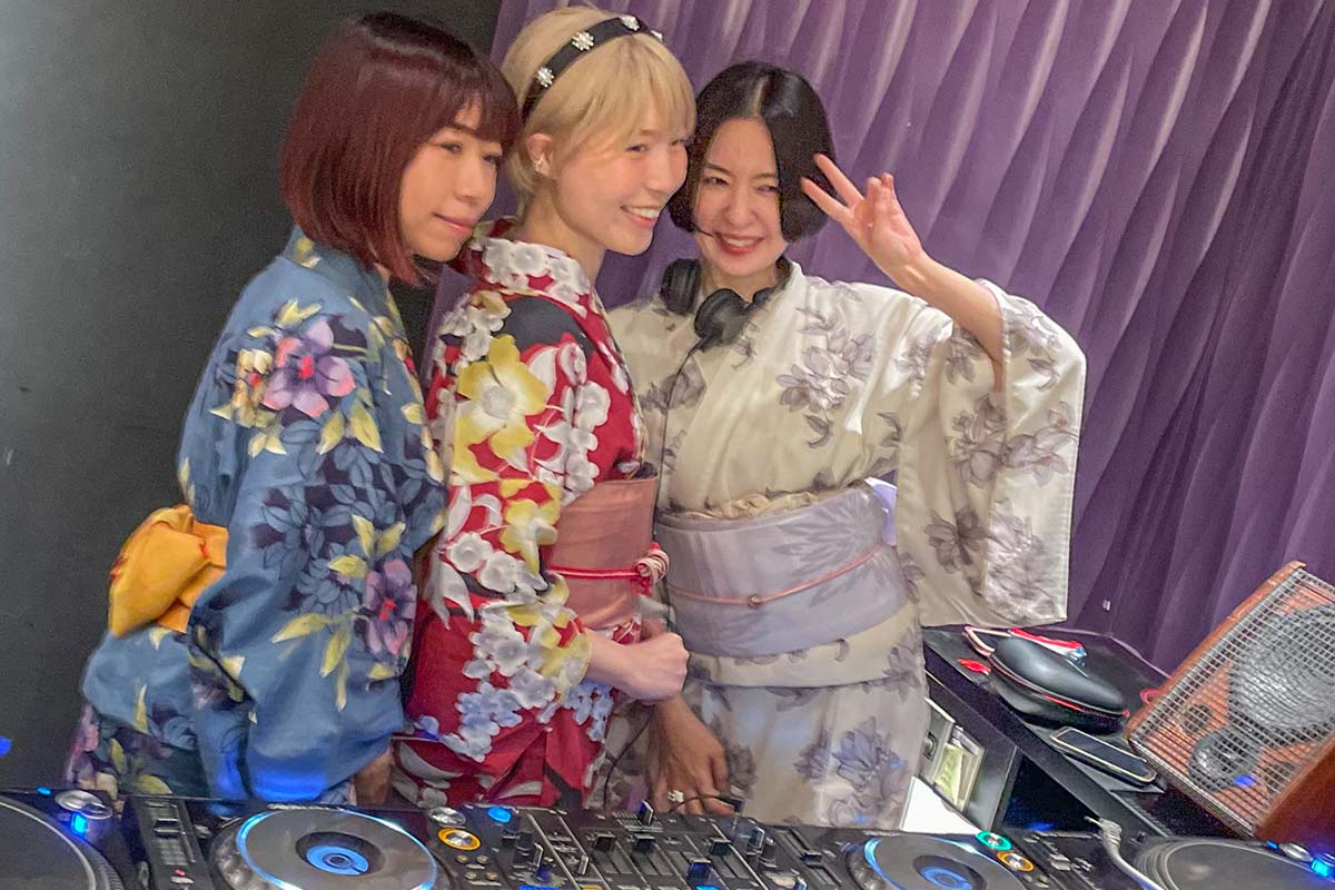 奥さん DJ 浴衣