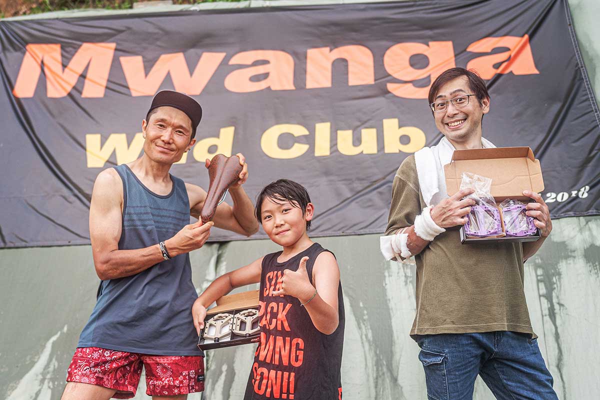 ムワンガ MWANGA WILD CLUB ダートジャンプJAM 表彰式