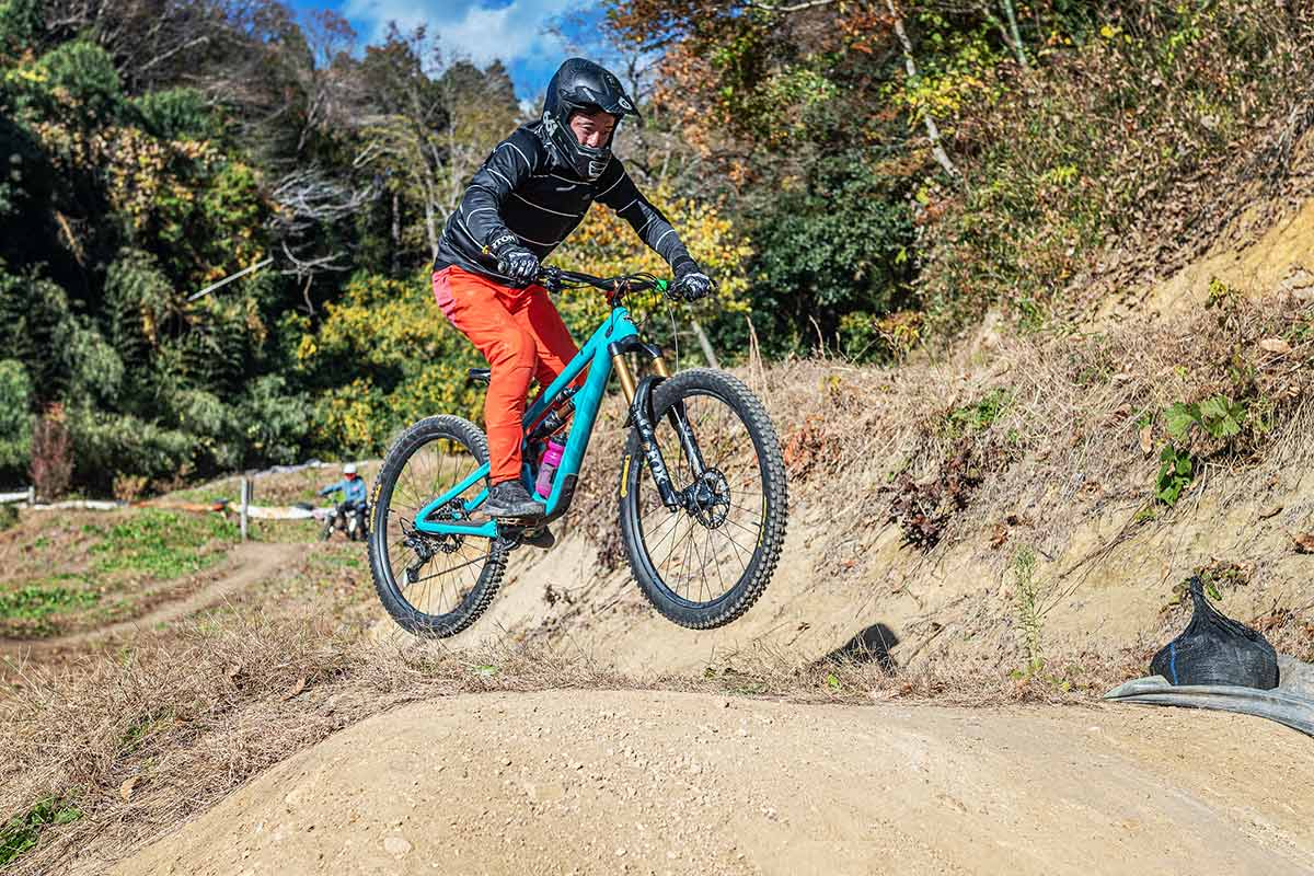 Mwanga Wild Club ムワンガ じっくりジャンプレッスン