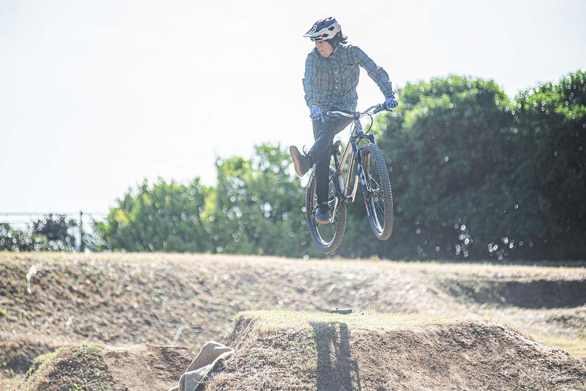 幕張ダート COGNATIVE croMOZU275