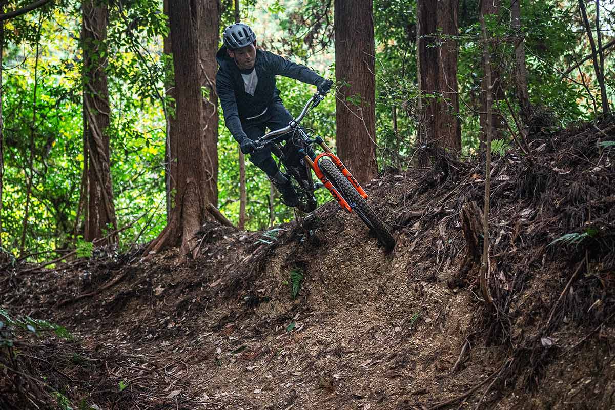 サタジュクトレイル マッサン