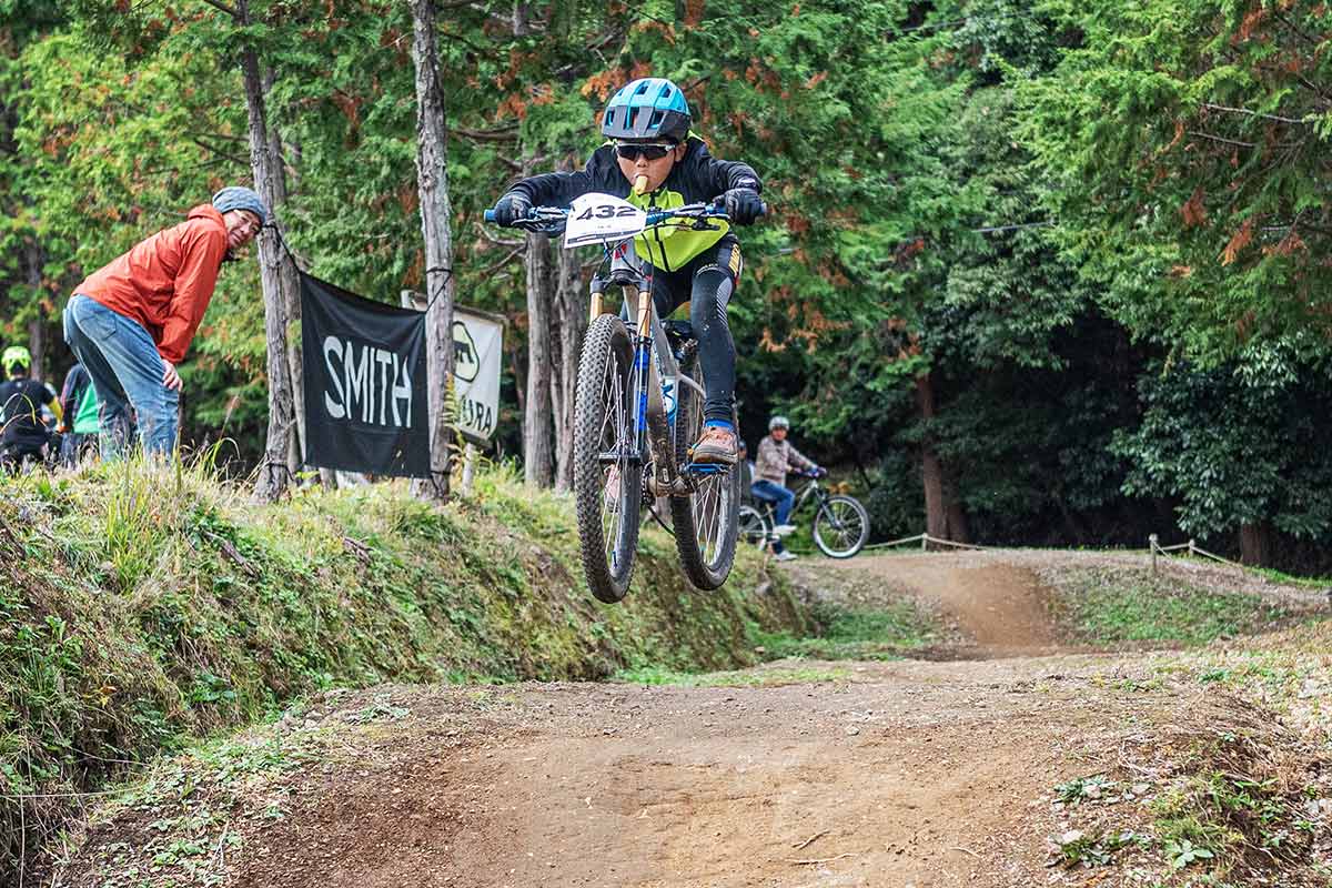 フォレストバイク FOREST MANIA フォレストマニア 2025 ビギナークラス