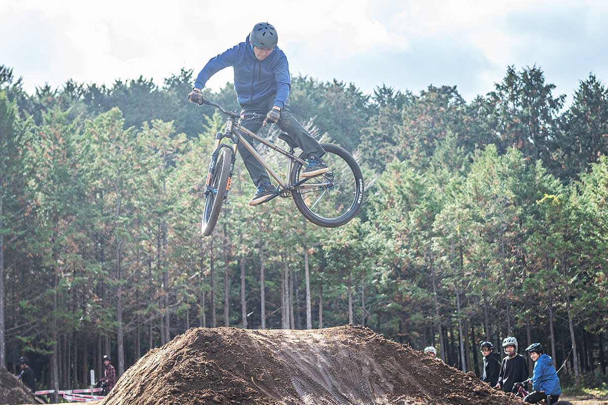 フォレストバイク FOREST MANIA フォレストマニア 2025 ハイクラス ウィップオフ 森田 HiTaka