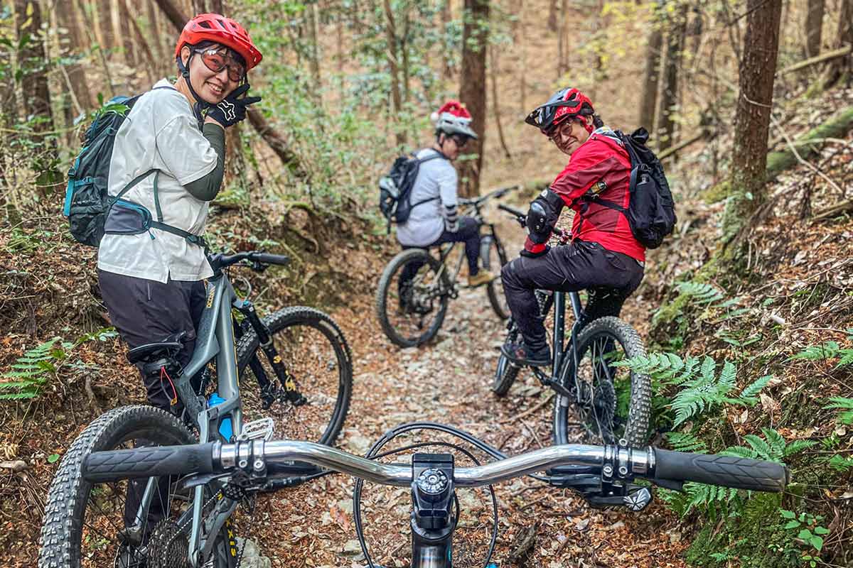 サタジュク 集合写真