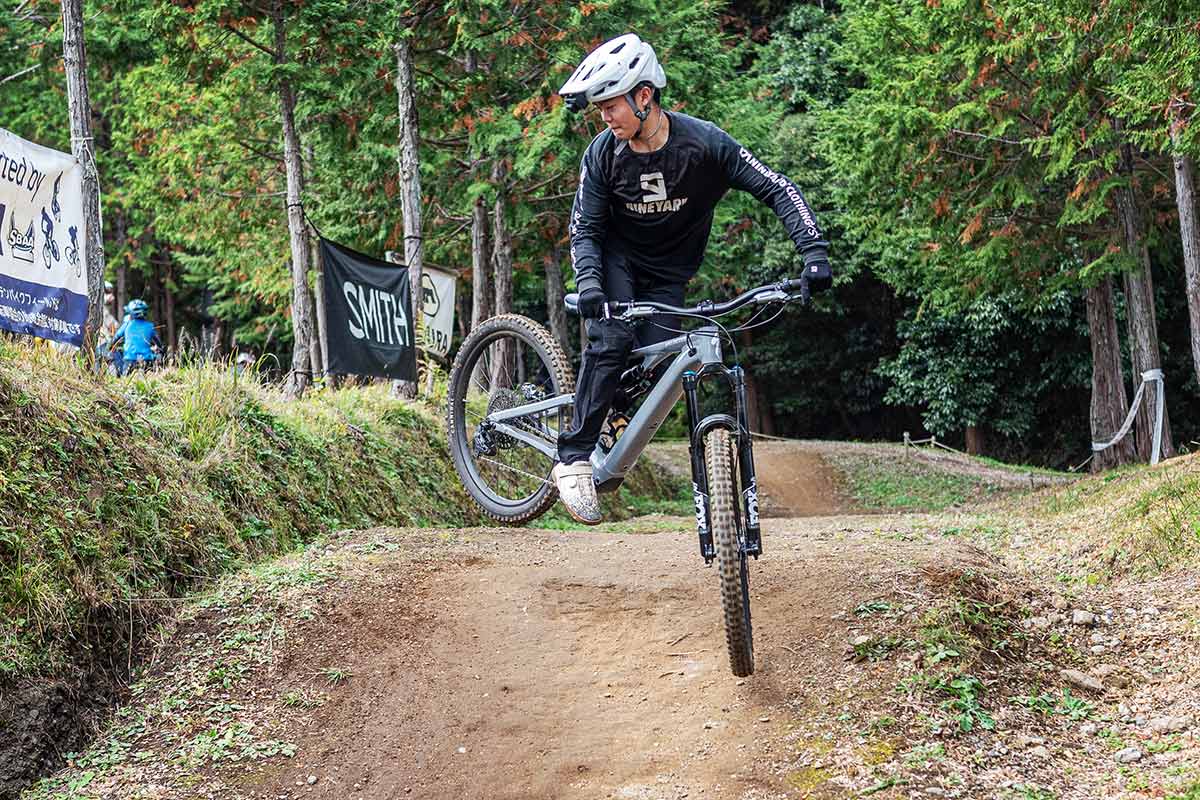 フォレストバイク FOREST MANIA フォレストマニア 2025 ビギナークラス