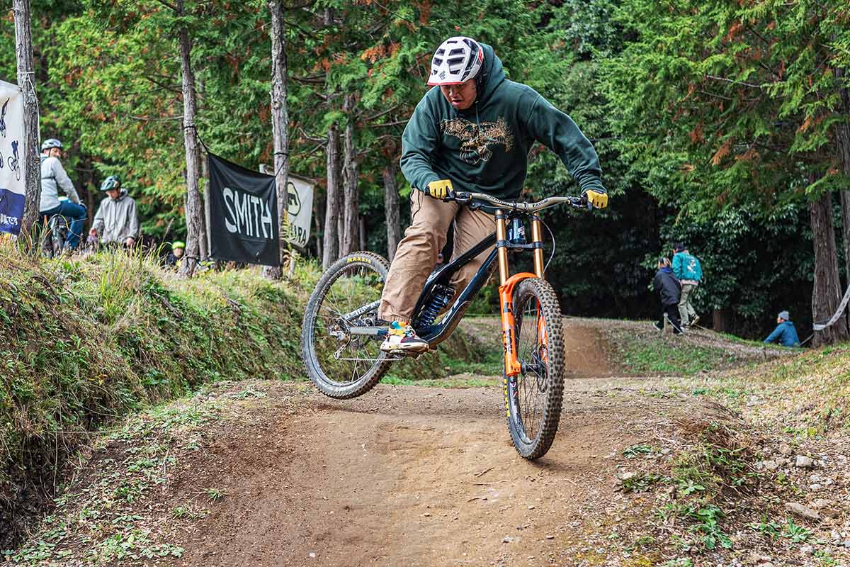 フォレストバイク FOREST MANIA フォレストマニア 2025 ビギナークラス