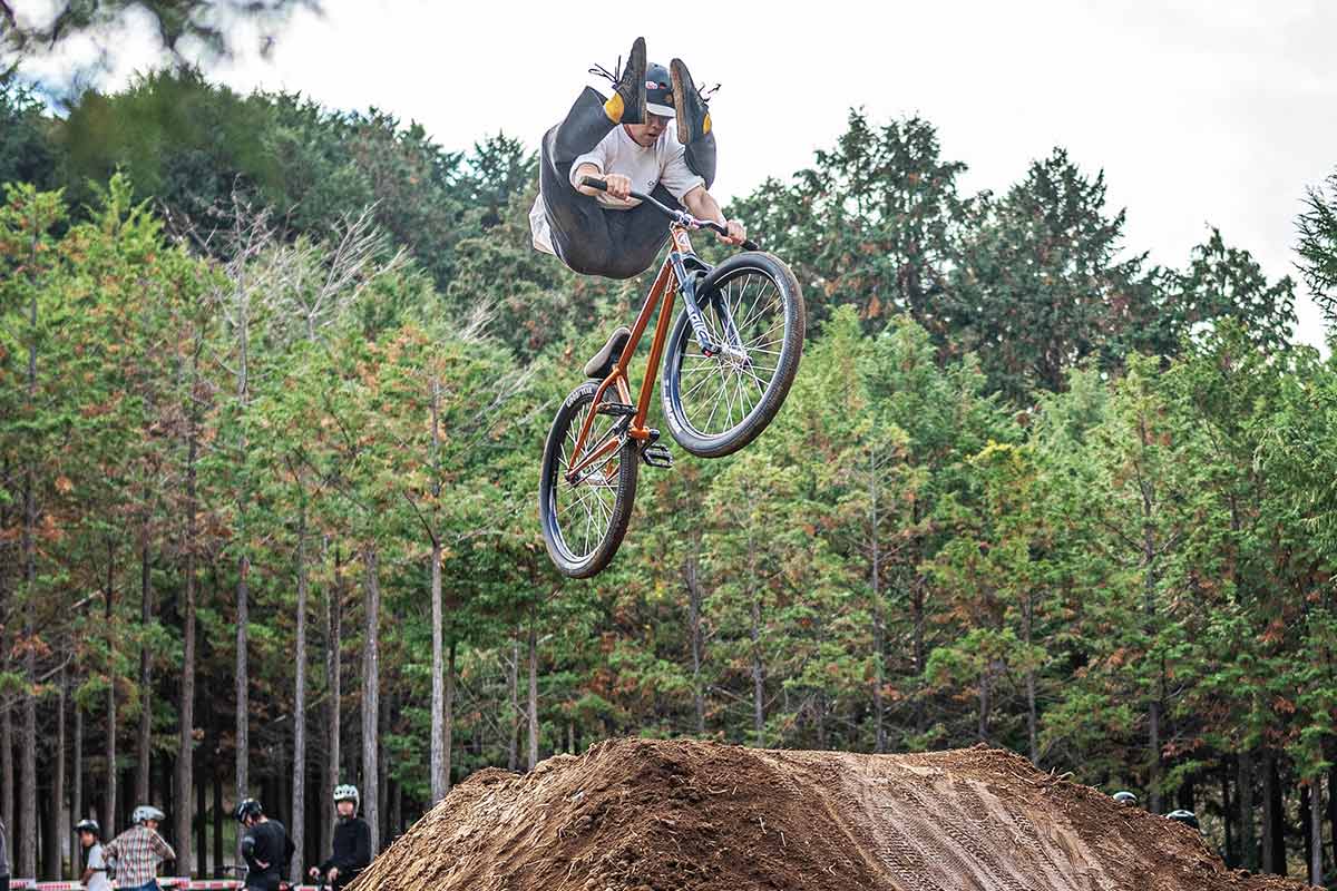 フォレストバイク FOREST MANIA フォレストマニア 2025 ハイクラス トリックコンテスト ヒナミン