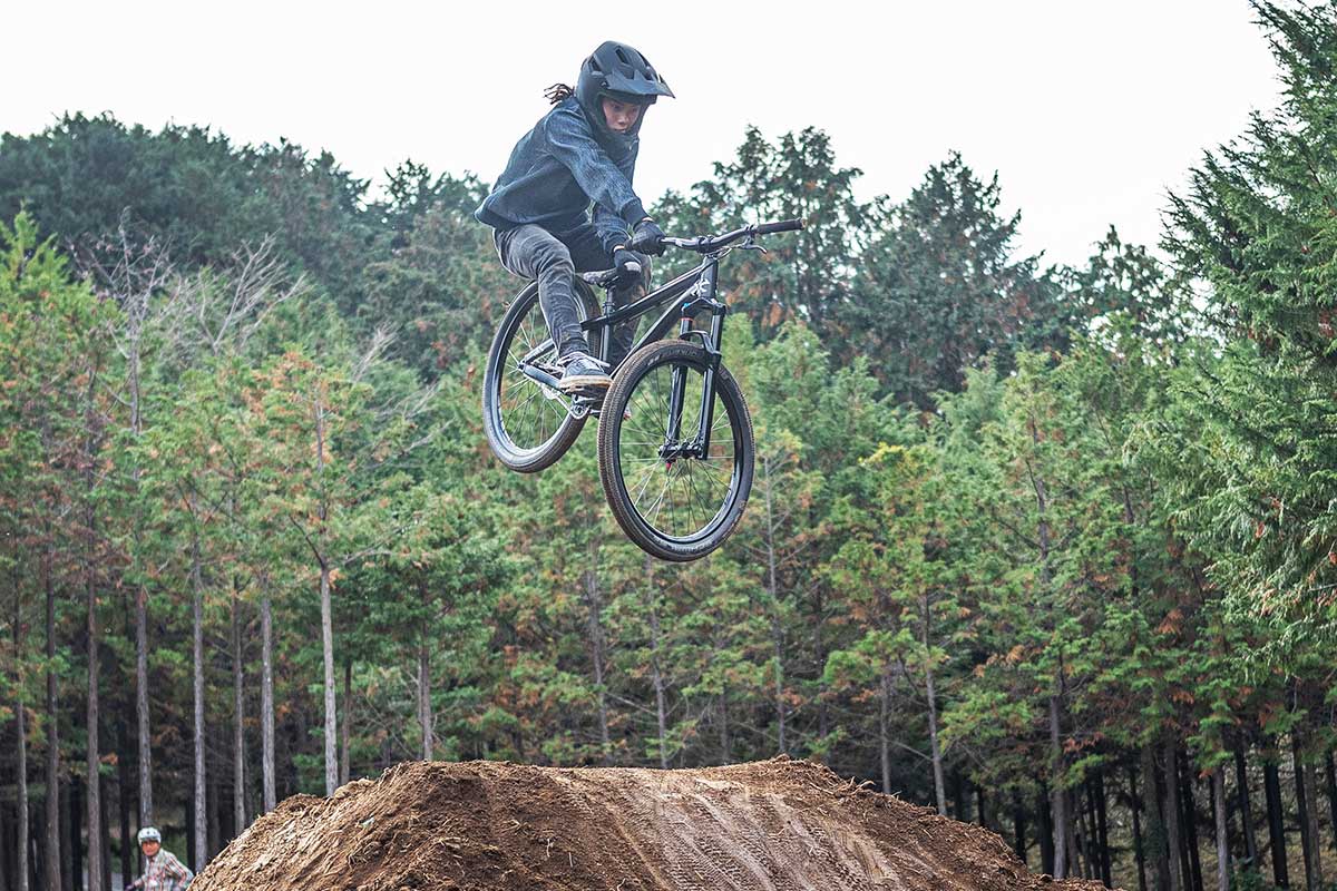 フォレストバイク FOREST MANIA フォレストマニア 2025 ハイクラス トリックコンテスト レオト