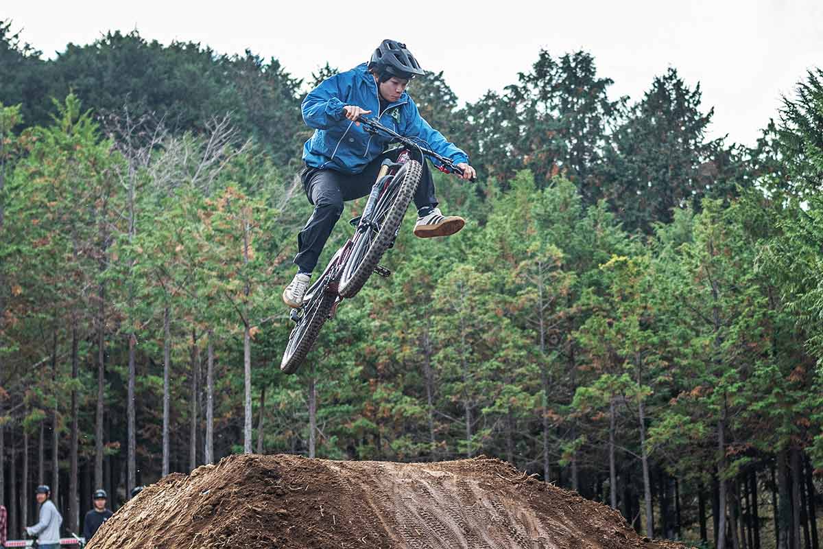 フォレストバイク FOREST MANIA フォレストマニア 2025 ハイクラス トリックコンテスト 江越