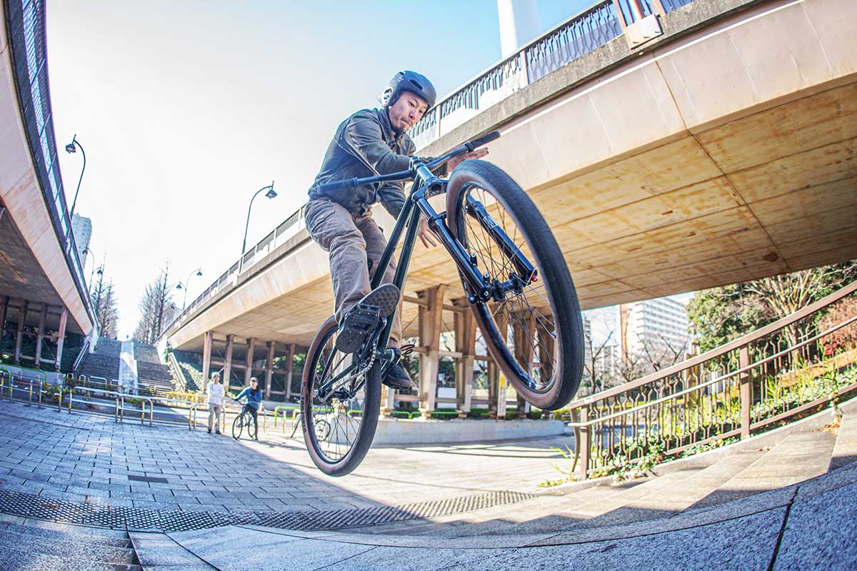 シャラ君 akaMOZU