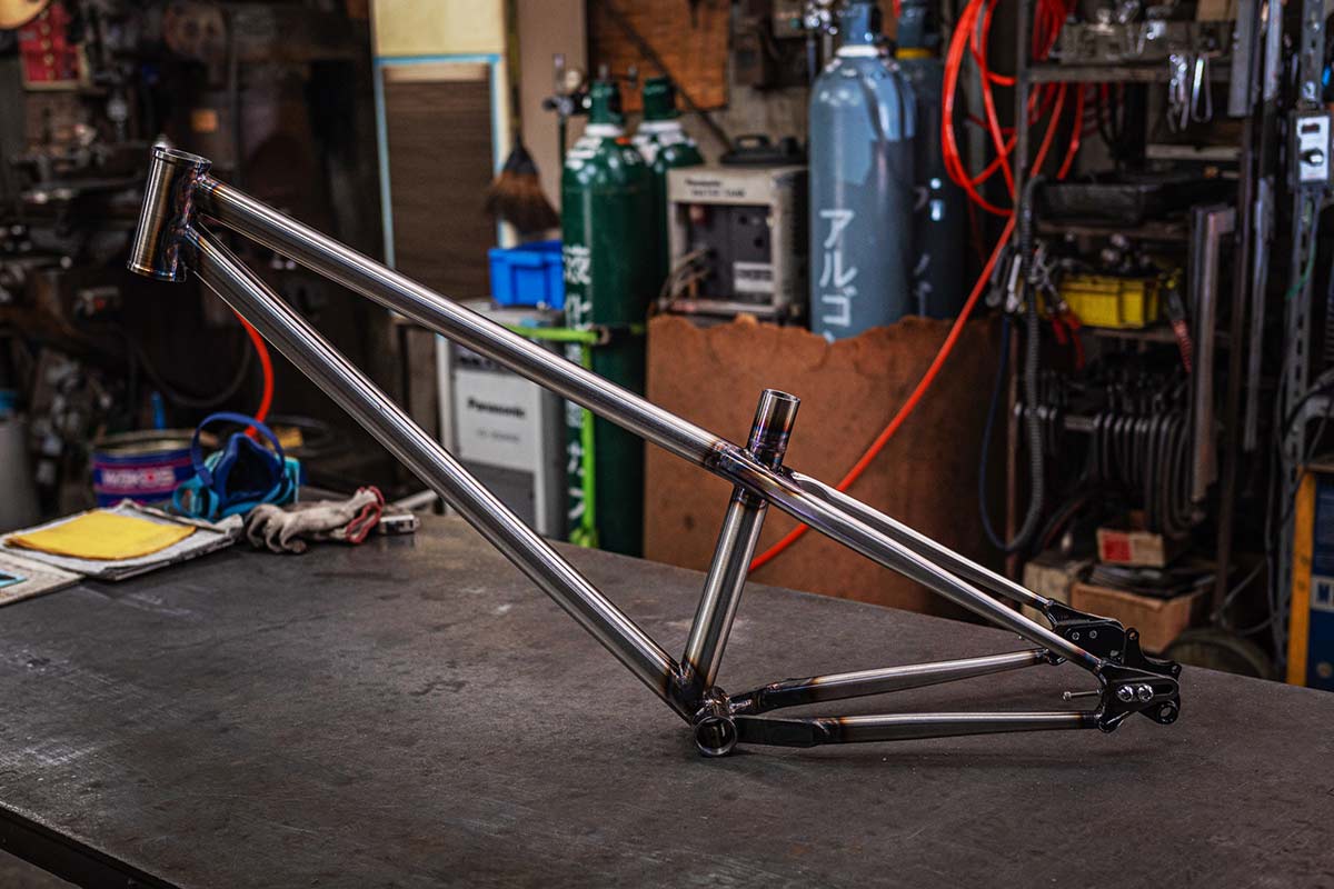 岡安製作所 IKARUGA イカルガ サタジュク 佐多さん